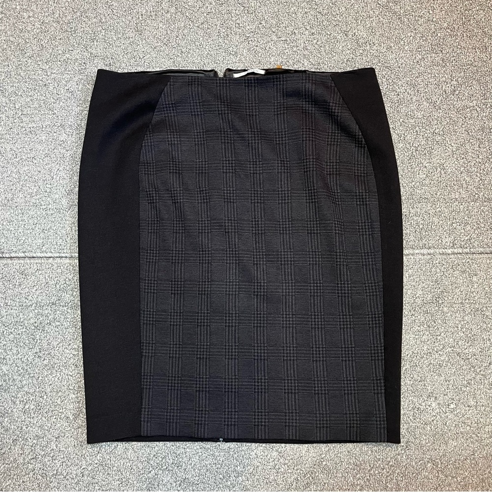 T Tahari Black Plaid Back Zip Stretch Knit Pencil Midi Skirt Size 14 Lined